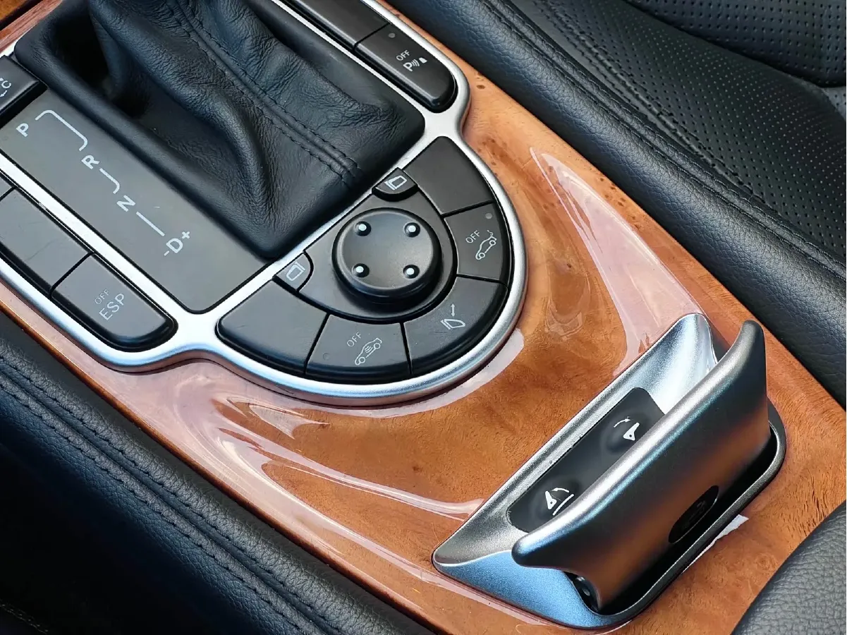 2008 Mercedes-Benz SL Class 3.5L 316HP V6 7AT,autocango,china used car exporter,china ev exporter,chinese used car exporter,chinese used ev exporter