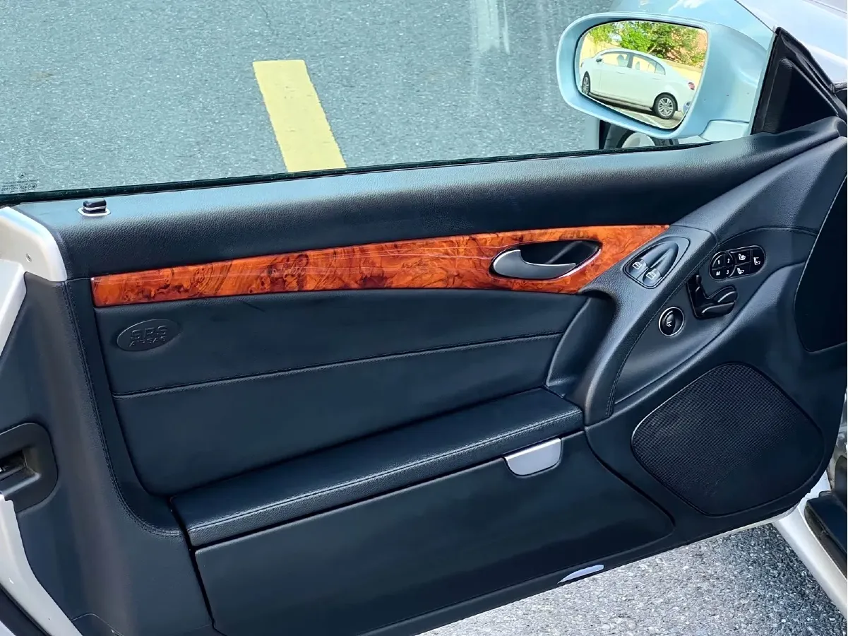 2008 Mercedes-Benz SL Class 3.5L 316HP V6 7AT,autocango,china used car exporter,china ev exporter,chinese used car exporter,chinese used ev exporter