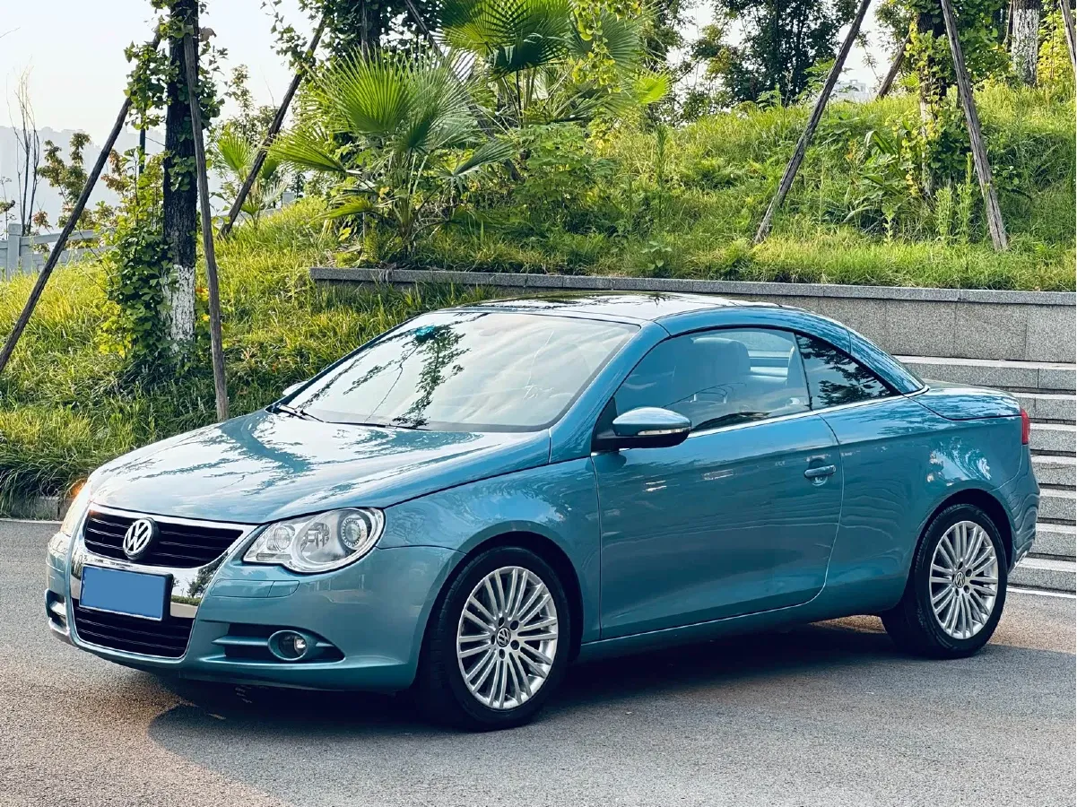 2010 Volkswagen Eos 2.0T 200HP L4 6DCT,autocango,china used car exporter,china ev exporter,chinese used car exporter,chinese used ev exporter