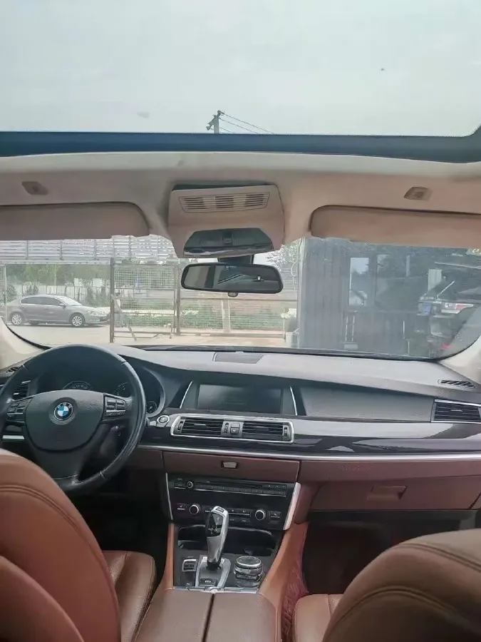 2014 BMW 5 Series GT 2.0T 245HP L4 8AT,autocango,china used car exporter,china ev exporter,chinese used car exporter,chinese used ev exporter