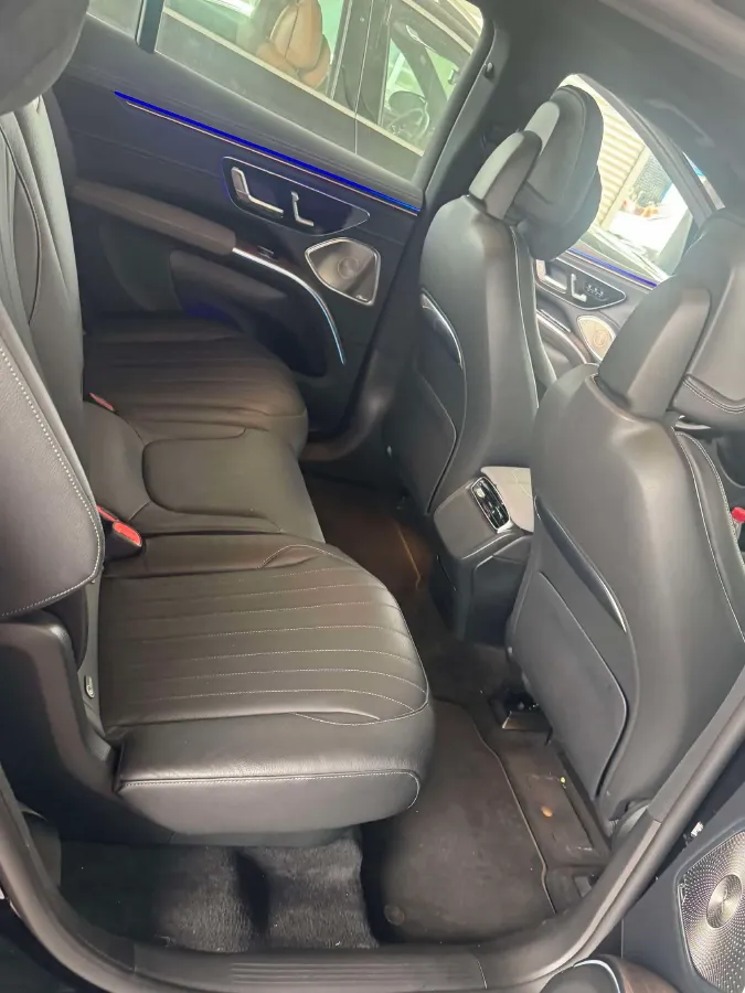 2023 Mercedes-Benz EQS SUV BEV 111.8KWH,autocango,china used car exporter,china ev exporter,chinese used car exporter,chinese used ev exporter