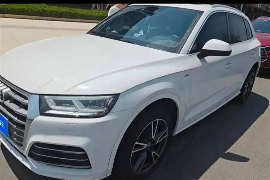 2018 Audi Q5L 2.0T 252HP L4 7DCT