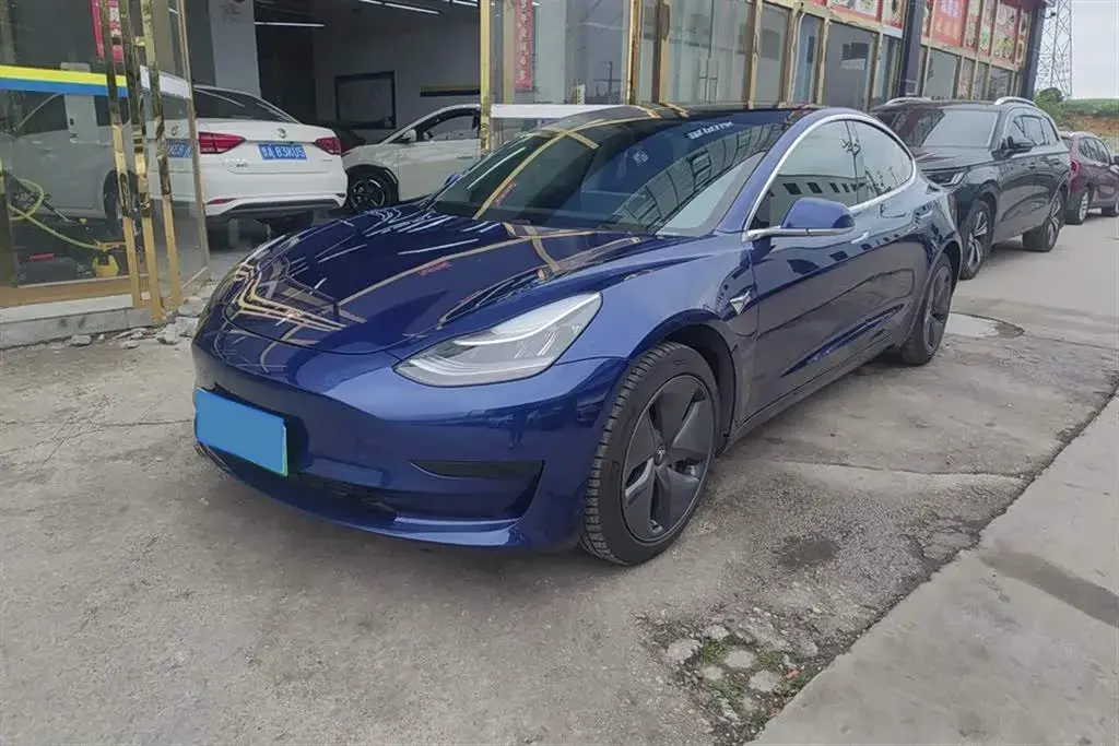 2020 Tesla Model 3 BEV 52KWH