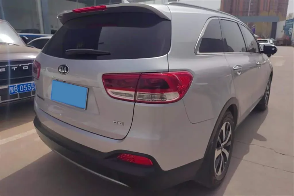 2015 Kia Sorento 2.2T 200HP L4 6AT,autocango,china used car exporter,china ev exporter,chinese used car exporter,chinese used ev exporter