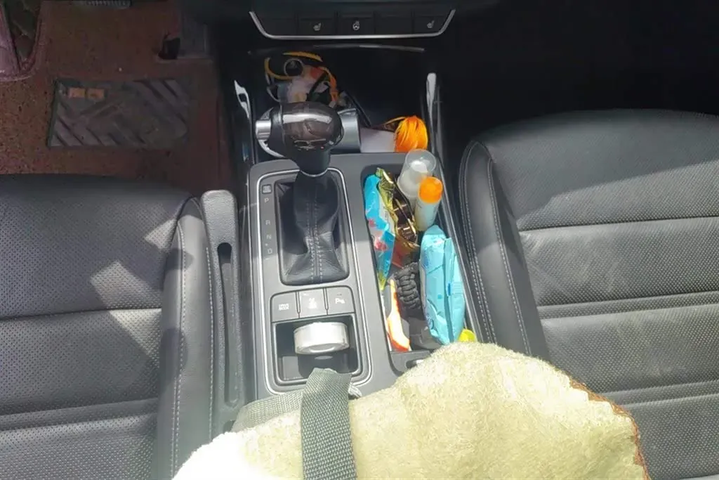 2015 Kia Sorento 2.2T 200HP L4 6AT,autocango,china used car exporter,china ev exporter,chinese used car exporter,chinese used ev exporter