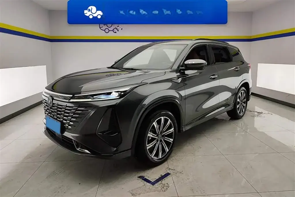 2023 ChangAn CS75 Plus 1.5T 188HP L4 8AT
