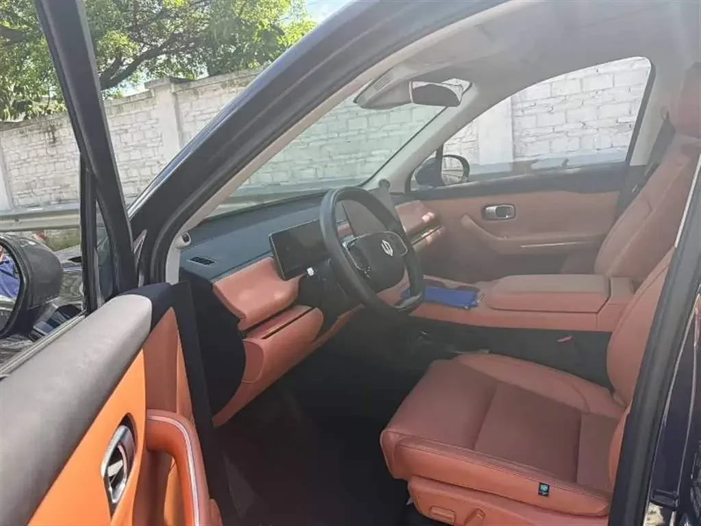 2024 Leapmotor C16 1.5L 95HP L4 REEV 28.4KWH,autocango,china used car exporter,china ev exporter,chinese used car exporter,chinese used ev exporter