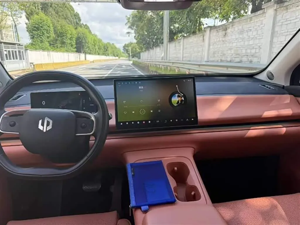 2024 Leapmotor C16 1.5L 95HP L4 REEV 28.4KWH,autocango,china used car exporter,china ev exporter,chinese used car exporter,chinese used ev exporter