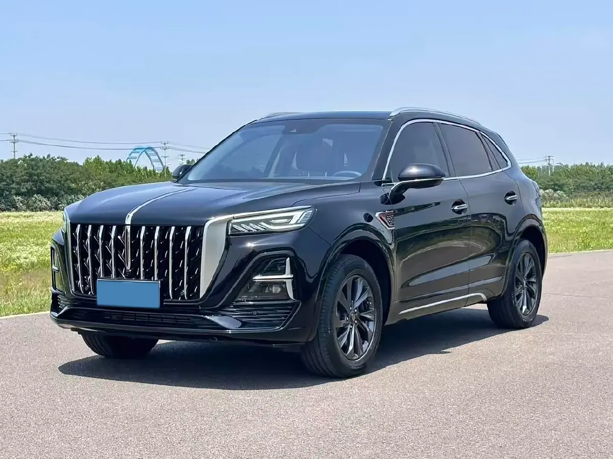 2023 HongQi HS5 2.0T 252HP L4 8AT 2023 HongQi HS5 2.0T 252HP L4 8AT