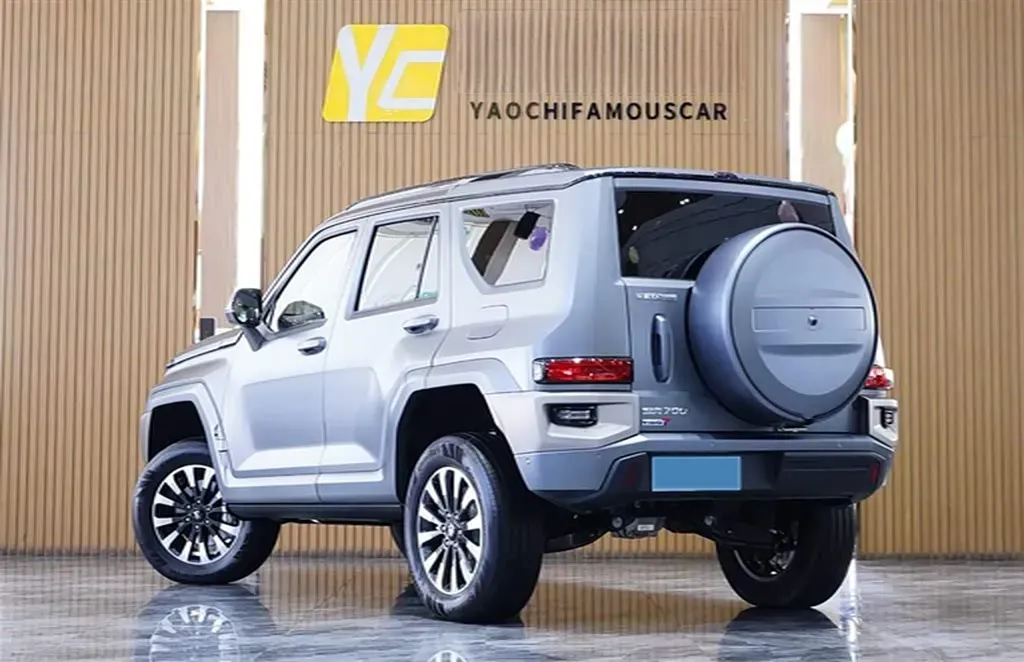 2024 Tank 700 3.0T 360HP V6 9AT PHEV 37.1KWH,autocango,china used car exporter,china ev exporter,chinese used car exporter,chinese used ev exporter