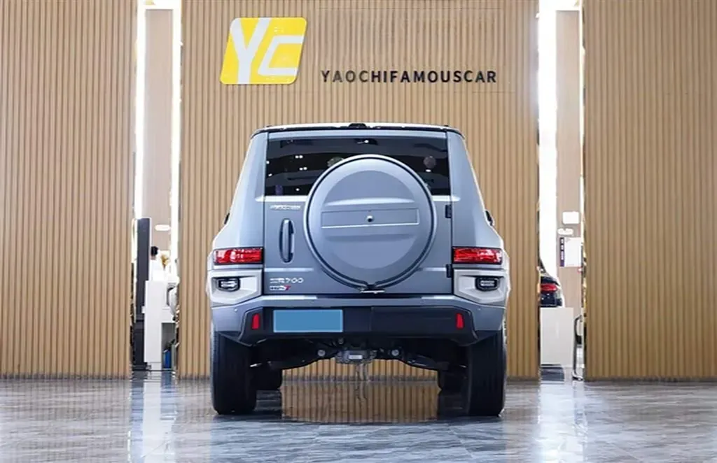 2024 Tank 700 3.0T 360HP V6 9AT PHEV 37.1KWH,autocango,china used car exporter,china ev exporter,chinese used car exporter,chinese used ev exporter