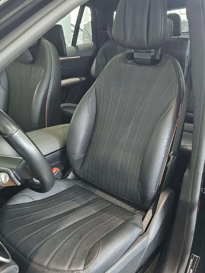 2023 Mercedes-Benz EQS SUV BEV 111.8KWH,autocango,china used car exporter,china ev exporter,chinese used car exporter,chinese used ev exporter