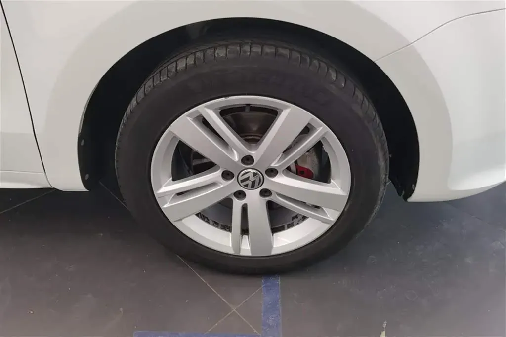 2018 Volkswagen Sharan 2.0T 220HP L4 6DCT,autocango,china used car exporter,china ev exporter,chinese used car exporter,chinese used ev exporter