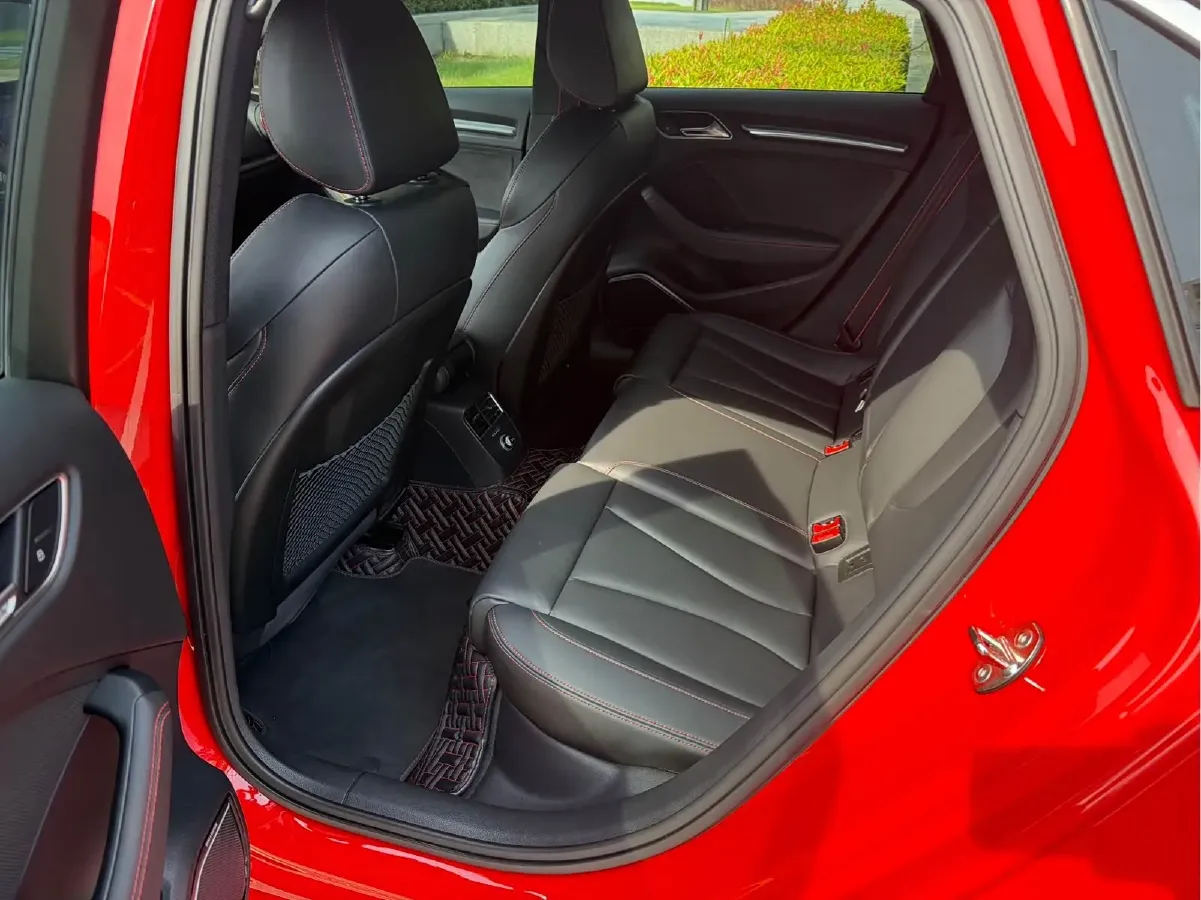 2017 Audi RS 3 2.5T 400HP L5 7DCT,autocango,china used car exporter,china ev exporter,chinese used car exporter,chinese used ev exporter