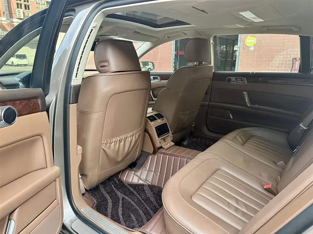 2014 Volkswagen Pheaton 3.0L 250HP V6 6AT,autocango,china used car exporter,china ev exporter,chinese used car exporter,chinese used ev exporter