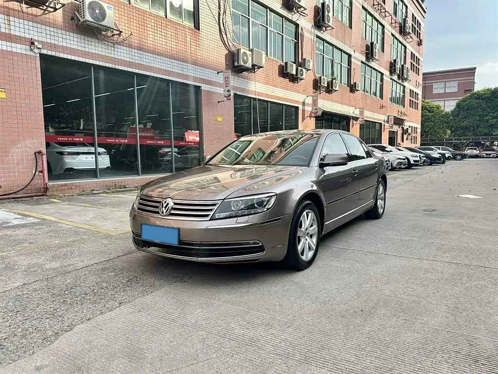 2014 Volkswagen Pheaton 3.0L 250HP V6 6AT,autocango,china used car exporter,china ev exporter,chinese used car exporter,chinese used ev exporter