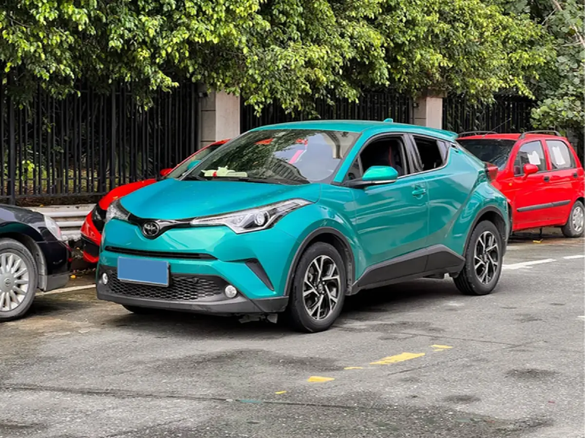 2018 Toyota C-HR 2.0L 171HP L4 CVT