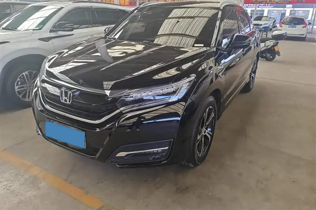 2017 Honda UR-V 2.0T 272HP L4 9AT