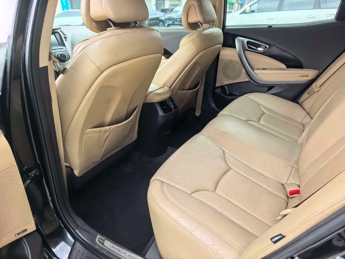 2011 Hyundai Azera 3.0L 250HP V6 6AT,autocango,china used car exporter,china ev exporter,chinese used car exporter,chinese used ev exporter