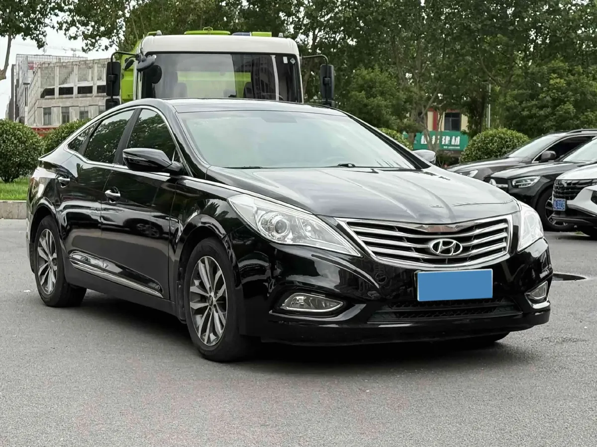 2011 Hyundai Azera 3.0L 250HP V6 6AT,autocango,china used car exporter,china ev exporter,chinese used car exporter,chinese used ev exporter