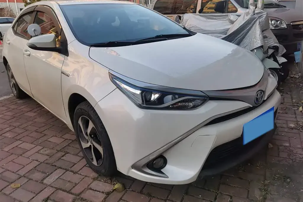 2017 Toyota Levin 1.8L 99HP L4 E-CVT Hybrid