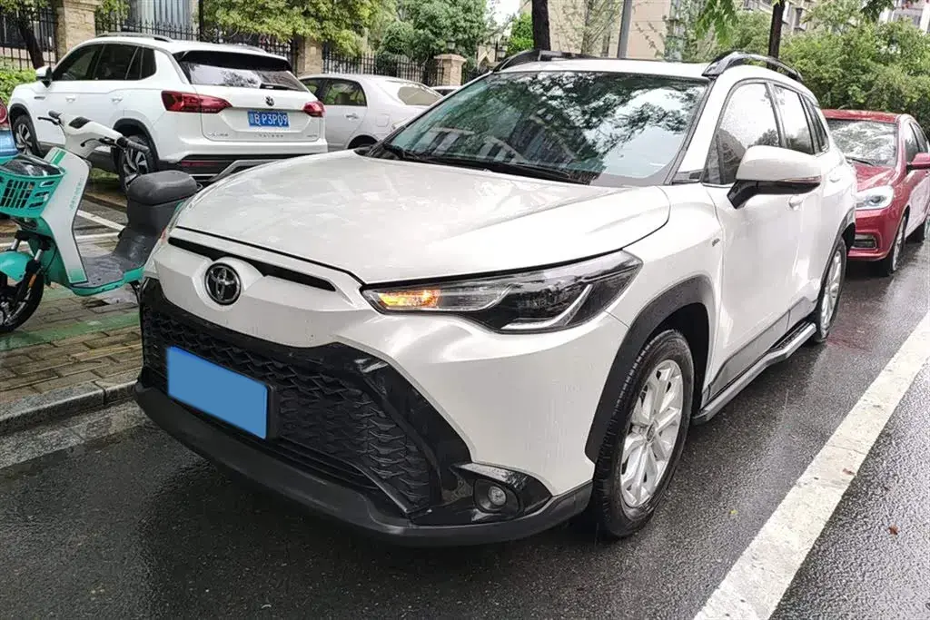2024 Toyota Frontlander 2.0L 152HP L4 E-CVT Hybrid