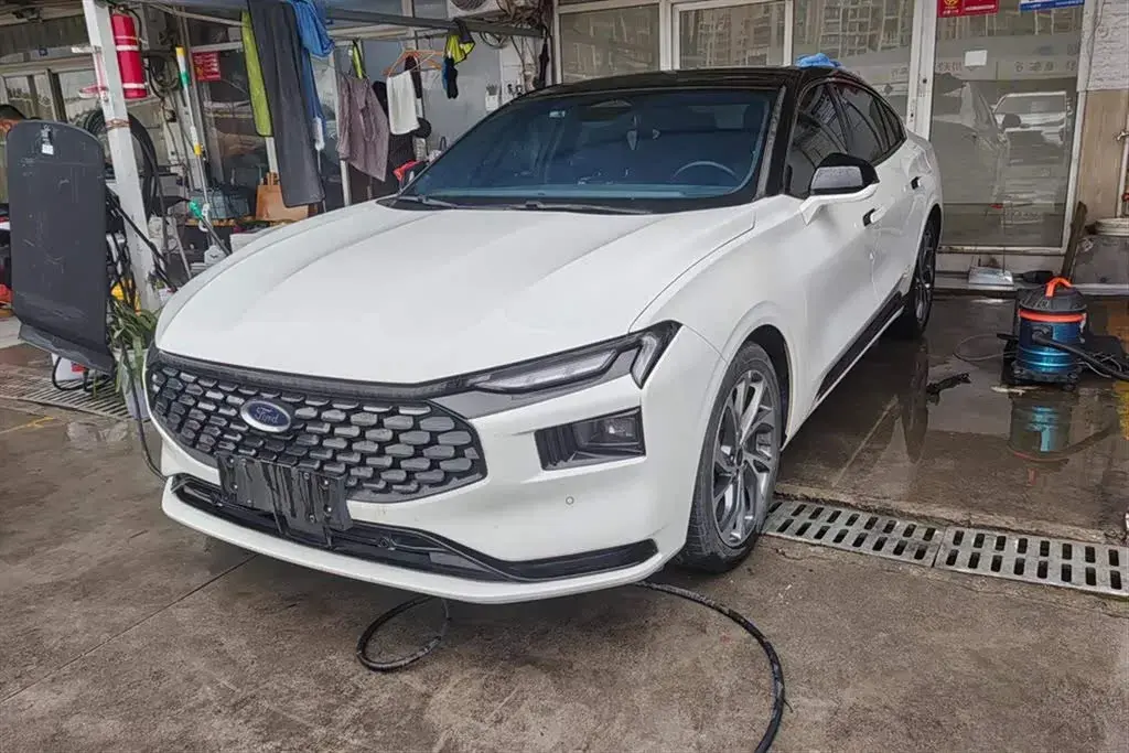 2022 Ford Mondeo 2.0T 238HP L4 8AT