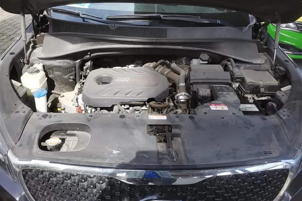 2015 Kia Sorento 2.0T 241HP L4 6AT,autocango,china used car exporter,china ev exporter,chinese used car exporter,chinese used ev exporter