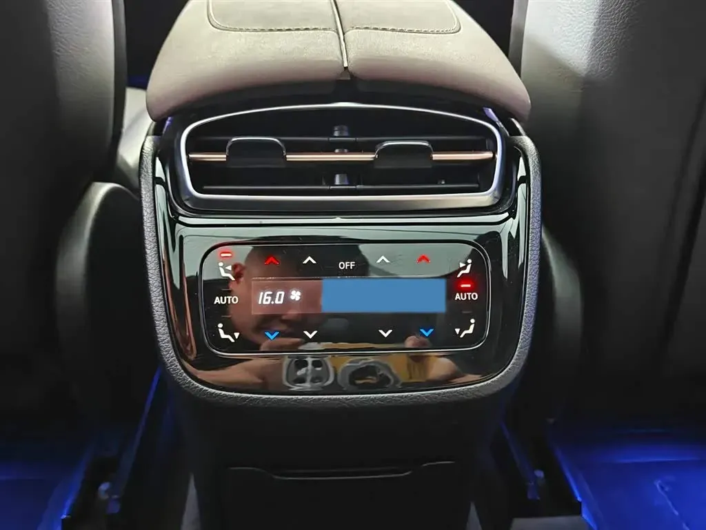 2023 Mercedes-Benz EQS SUV BEV 111.8KWH,autocango,china used car exporter,china ev exporter,chinese used car exporter,chinese used ev exporter