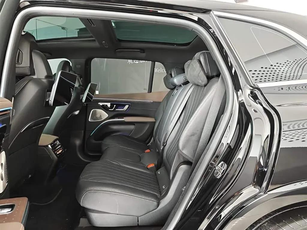 2023 Mercedes-Benz EQS SUV BEV 111.8KWH,autocango,china used car exporter,china ev exporter,chinese used car exporter,chinese used ev exporter