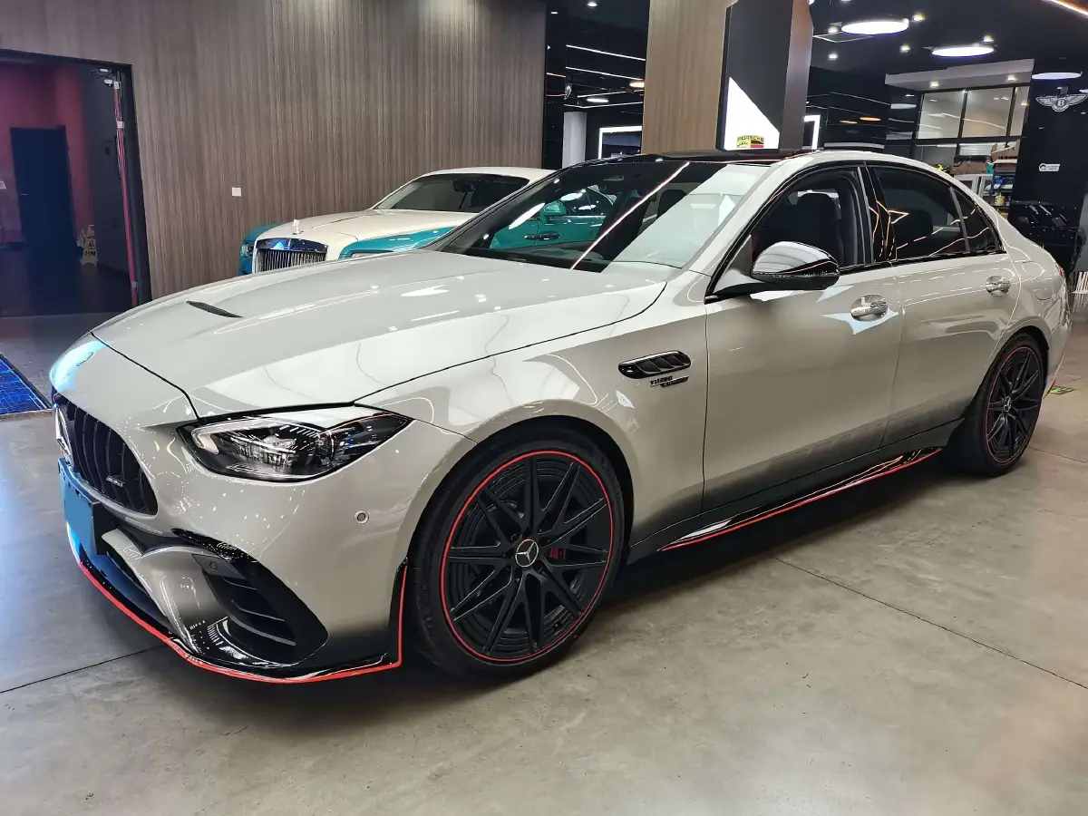 2024 Mercedes-Benz C AMG 2.0T 476HP L4 9AT PHEV