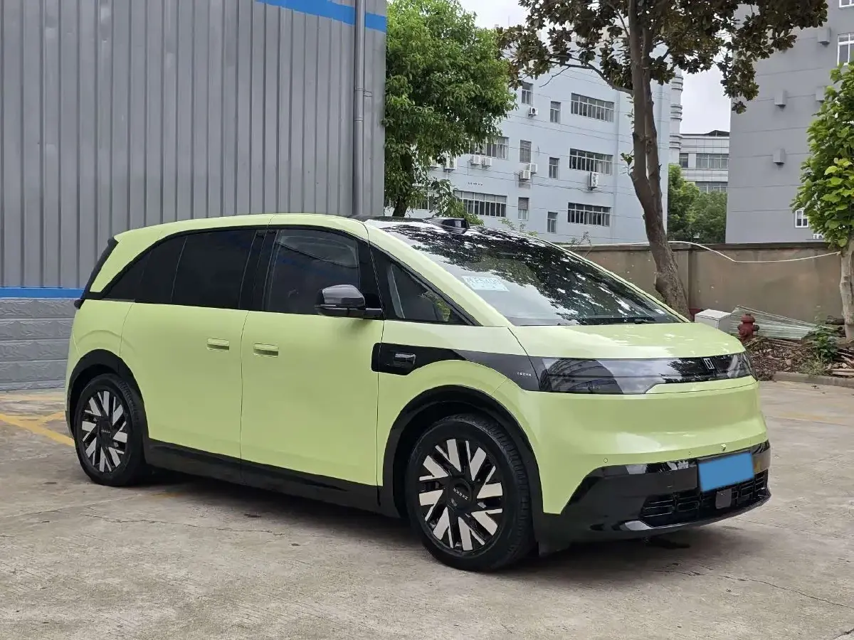 2025 Zeekr MIX BEV 102KWH