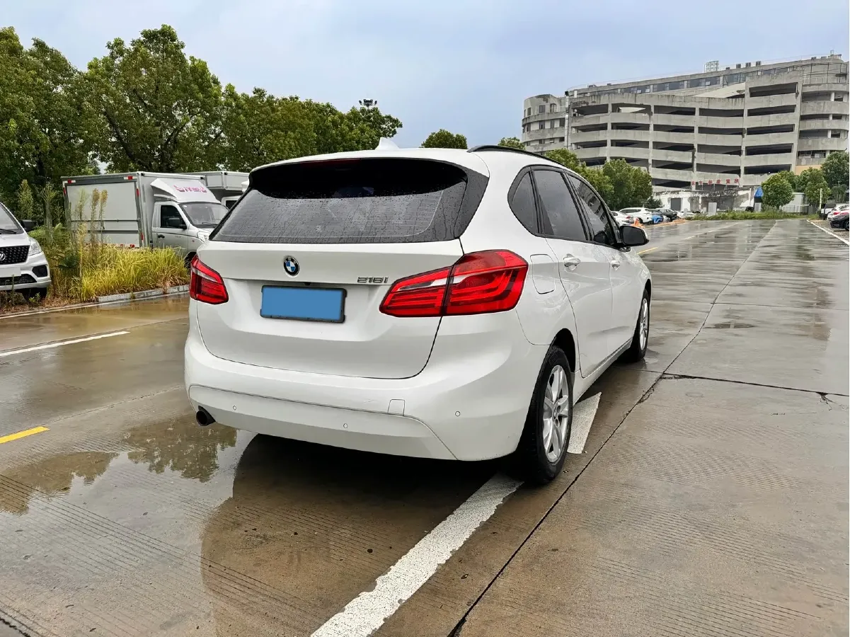2016 BMW 2 Series Wagon 1.5T 136HP L3 6AT,autocango,china used car exporter,china ev exporter,chinese used car exporter,chinese used ev exporter