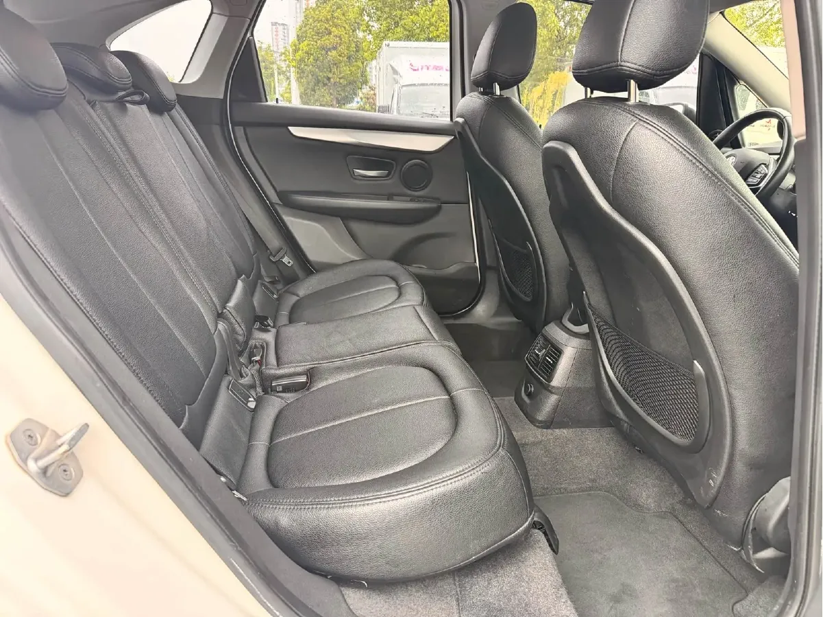 2016 BMW 2 Series Wagon 1.5T 136HP L3 6AT,autocango,china used car exporter,china ev exporter,chinese used car exporter,chinese used ev exporter