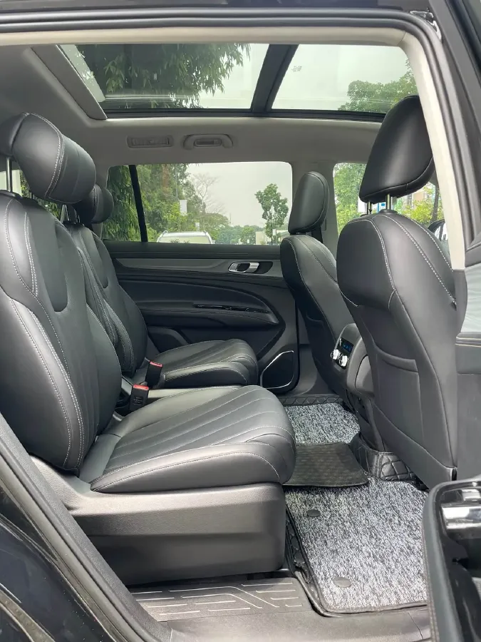 2021 Ford Equator 2.0T 224HP L4 6DCT,autocango,china used car exporter,china ev exporter,chinese used car exporter,chinese used ev exporter