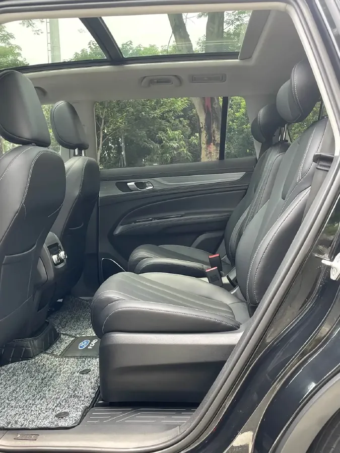 2021 Ford Equator 2.0T 224HP L4 6DCT,autocango,china used car exporter,china ev exporter,chinese used car exporter,chinese used ev exporter