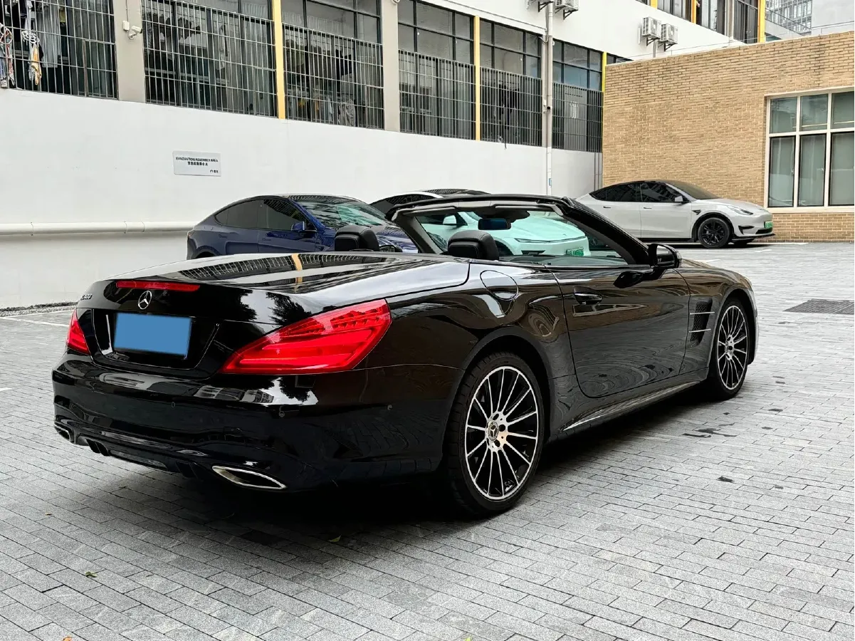 2016 Mercedes-Benz SL Class 3.0T 333HP V6 7AT,autocango,china used car exporter,china ev exporter,chinese used car exporter,chinese used ev exporter