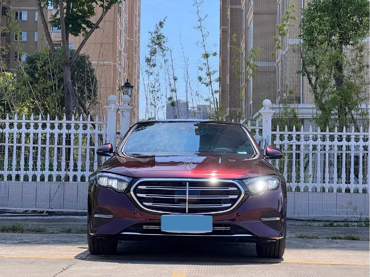 2025 Mercedes-Benz E Class 2.0T 258HP L4 9AT