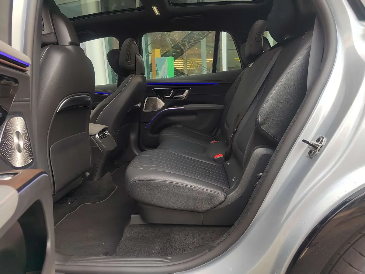 2023 Mercedes-Benz EQS SUV BEV 111.8KWH,autocango,china used car exporter,china ev exporter,chinese used car exporter,chinese used ev exporter