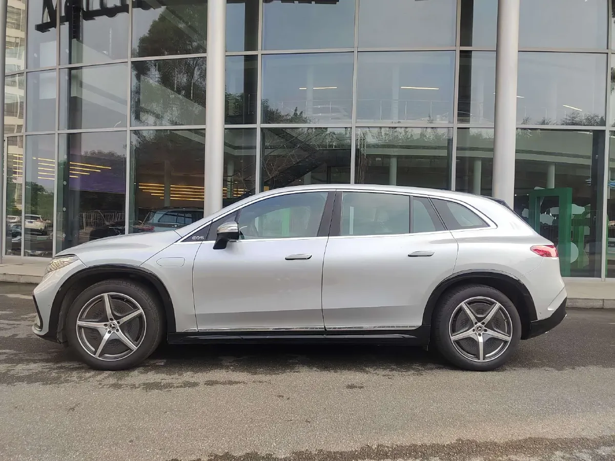 2023 Mercedes-Benz EQS SUV BEV 111.8KWH,autocango,china used car exporter,china ev exporter,chinese used car exporter,chinese used ev exporter
