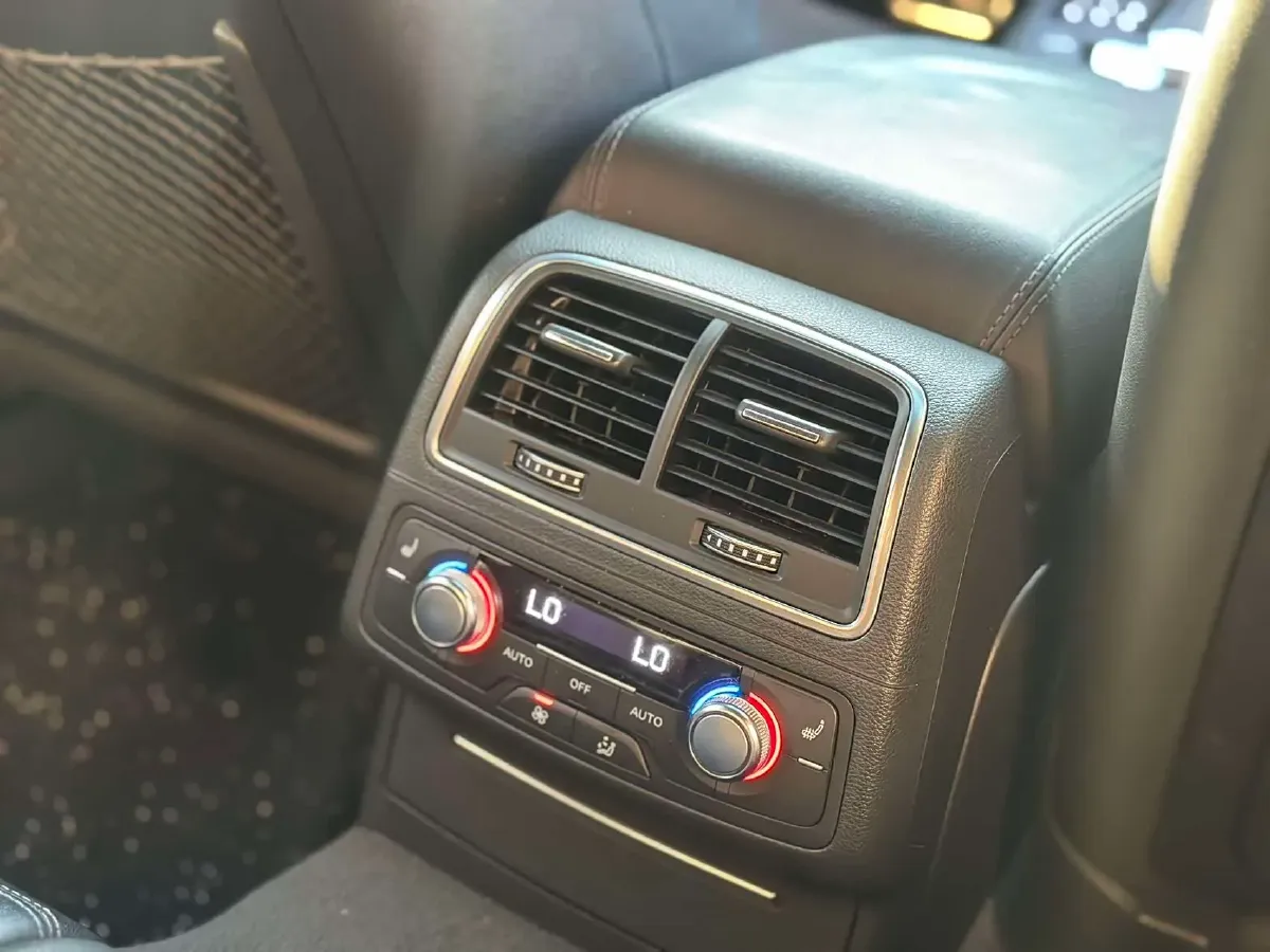 2016 Audi RS 7 4.0T 560HP V8 8AT,autocango,china used car exporter,china ev exporter,chinese used car exporter,chinese used ev exporter