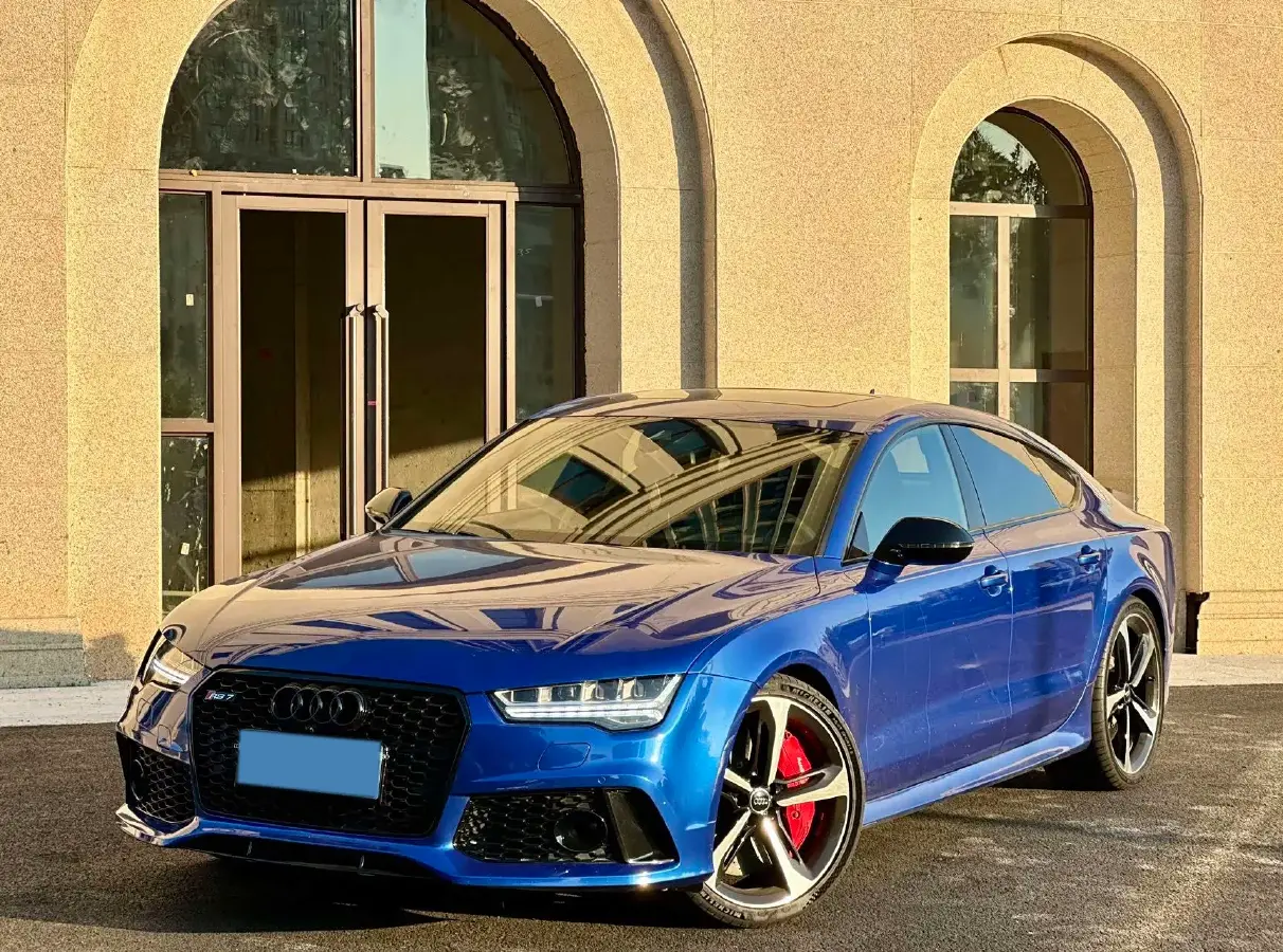 2016 Audi RS 7 4.0T 560HP V8 8AT