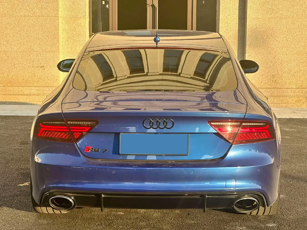 2016 Audi RS 7 4.0T 560HP V8 8AT,autocango,china used car exporter,china ev exporter,chinese used car exporter,chinese used ev exporter