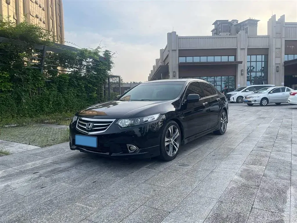 2013 Honda Spirior 2.4L 201HP L4 5AT,autocango,china used car exporter,china ev exporter,chinese used car exporter,chinese used ev exporter