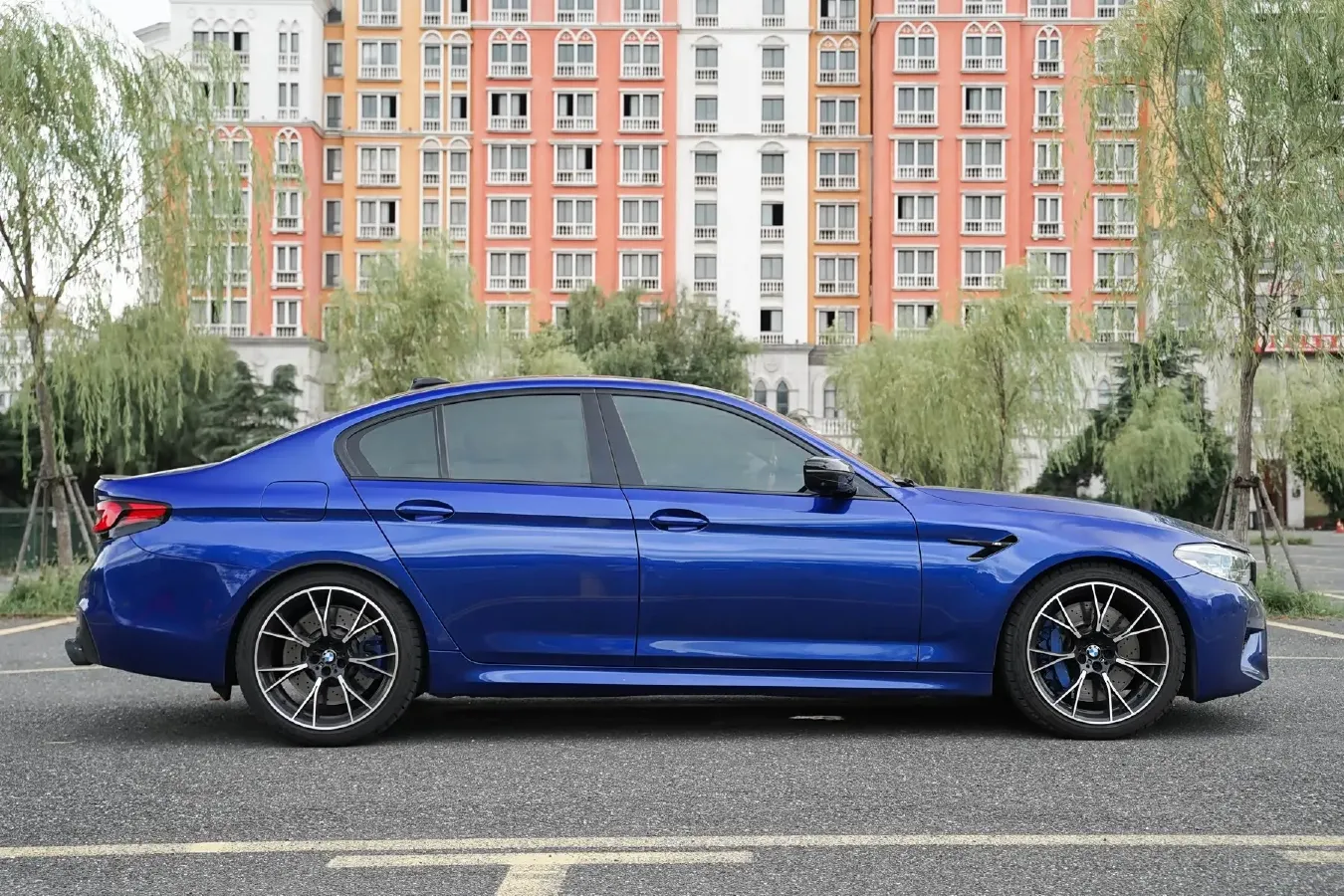 2019 BMW M5 4.4T 625HP V8 8AT,autocango,china used car exporter,china ev exporter,chinese used car exporter,chinese used ev exporter