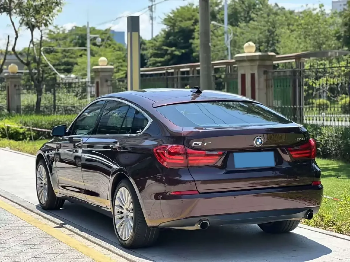 2014 BMW 5 Series GT 3.0T 306HP L6 8AT,autocango,china used car exporter,china ev exporter,chinese used car exporter,chinese used ev exporter