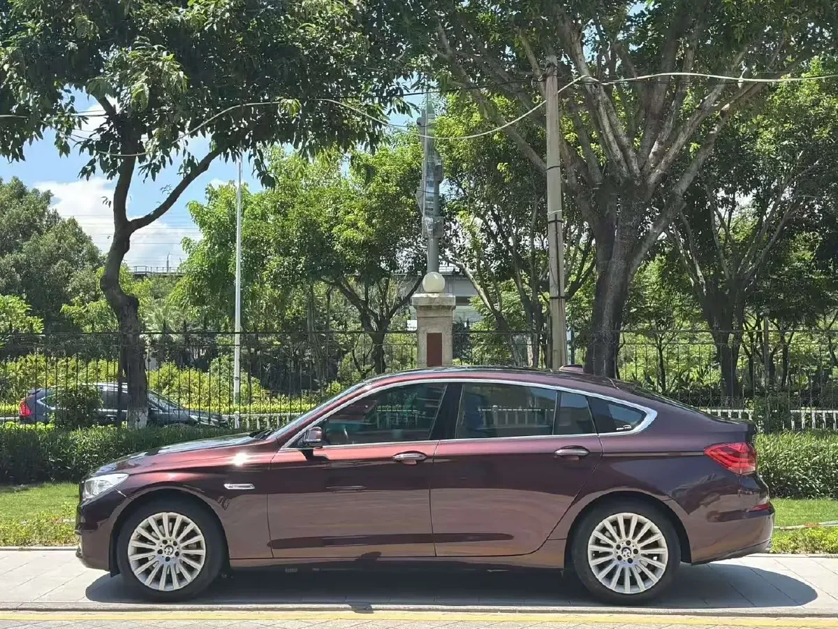 2014 BMW 5 Series GT 3.0T 306HP L6 8AT,autocango,china used car exporter,china ev exporter,chinese used car exporter,chinese used ev exporter