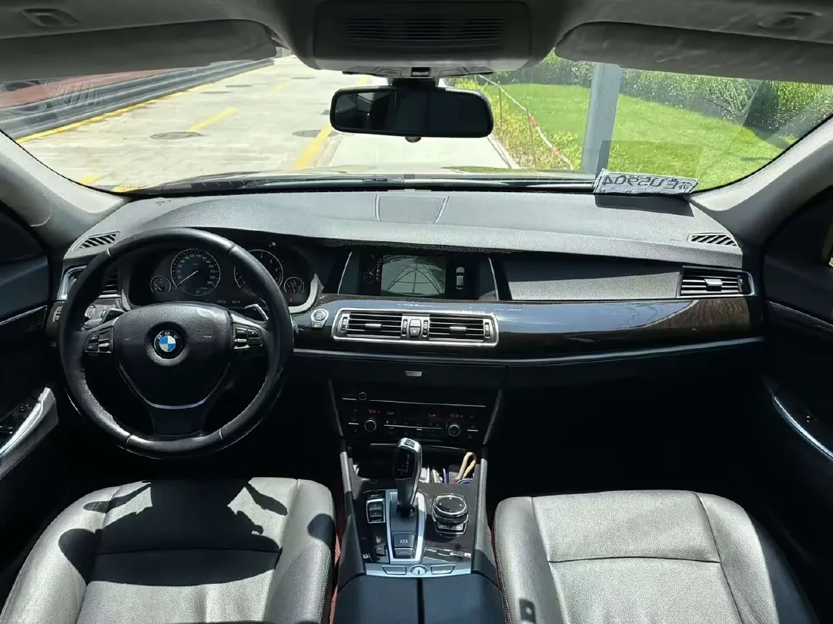 2014 BMW 5 Series GT 3.0T 306HP L6 8AT,autocango,china used car exporter,china ev exporter,chinese used car exporter,chinese used ev exporter