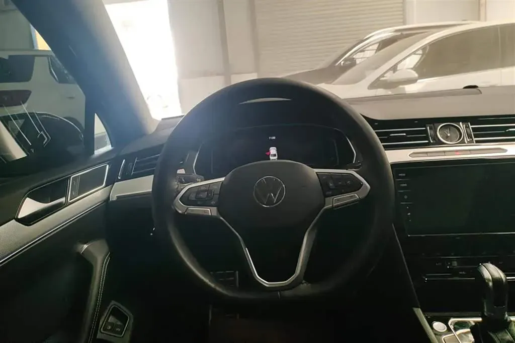 2022 Volkswagen Magotan GTE 1.4T 150HP L4 6DCT PHEV 13KWH,autocango,china used car exporter,china ev exporter,chinese used car exporter,chinese used ev exporter