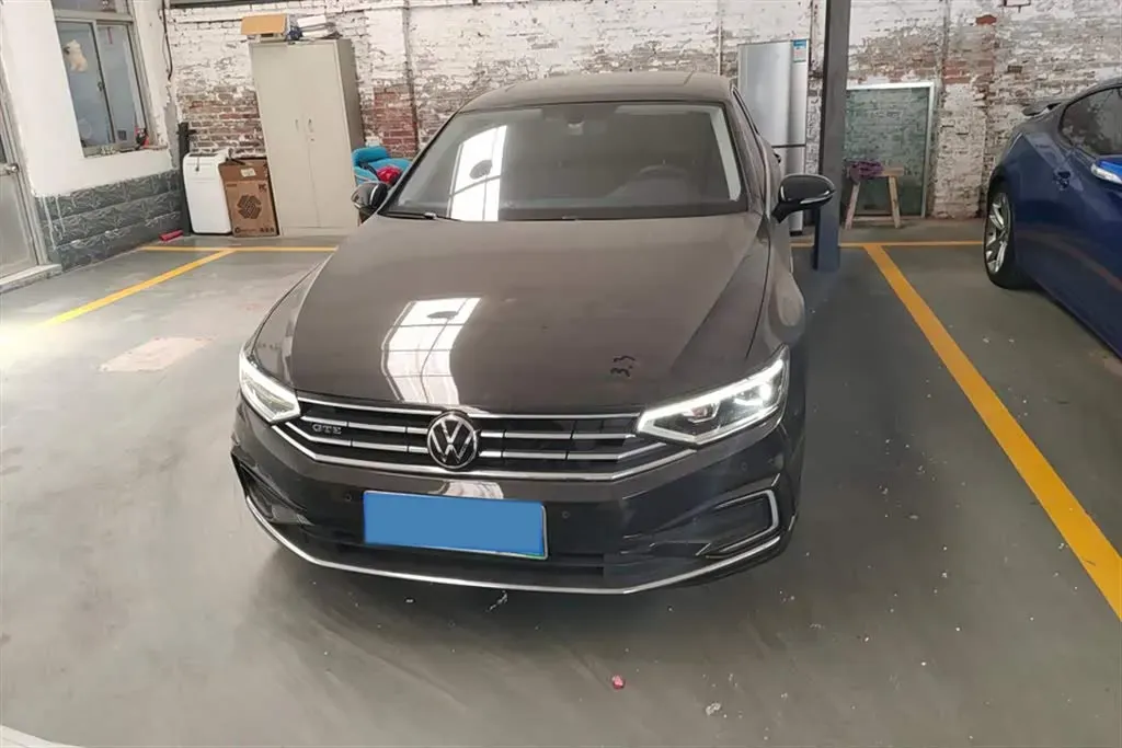 2022 Volkswagen Magotan GTE 1.4T 150HP L4 6DCT PHEV 13KWH,autocango,china used car exporter,china ev exporter,chinese used car exporter,chinese used ev exporter